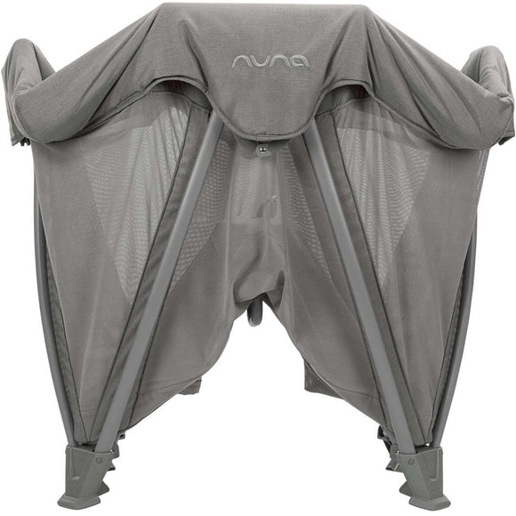 Nuna Cove Aire Go Playard + Twinkle Twinkle Little One