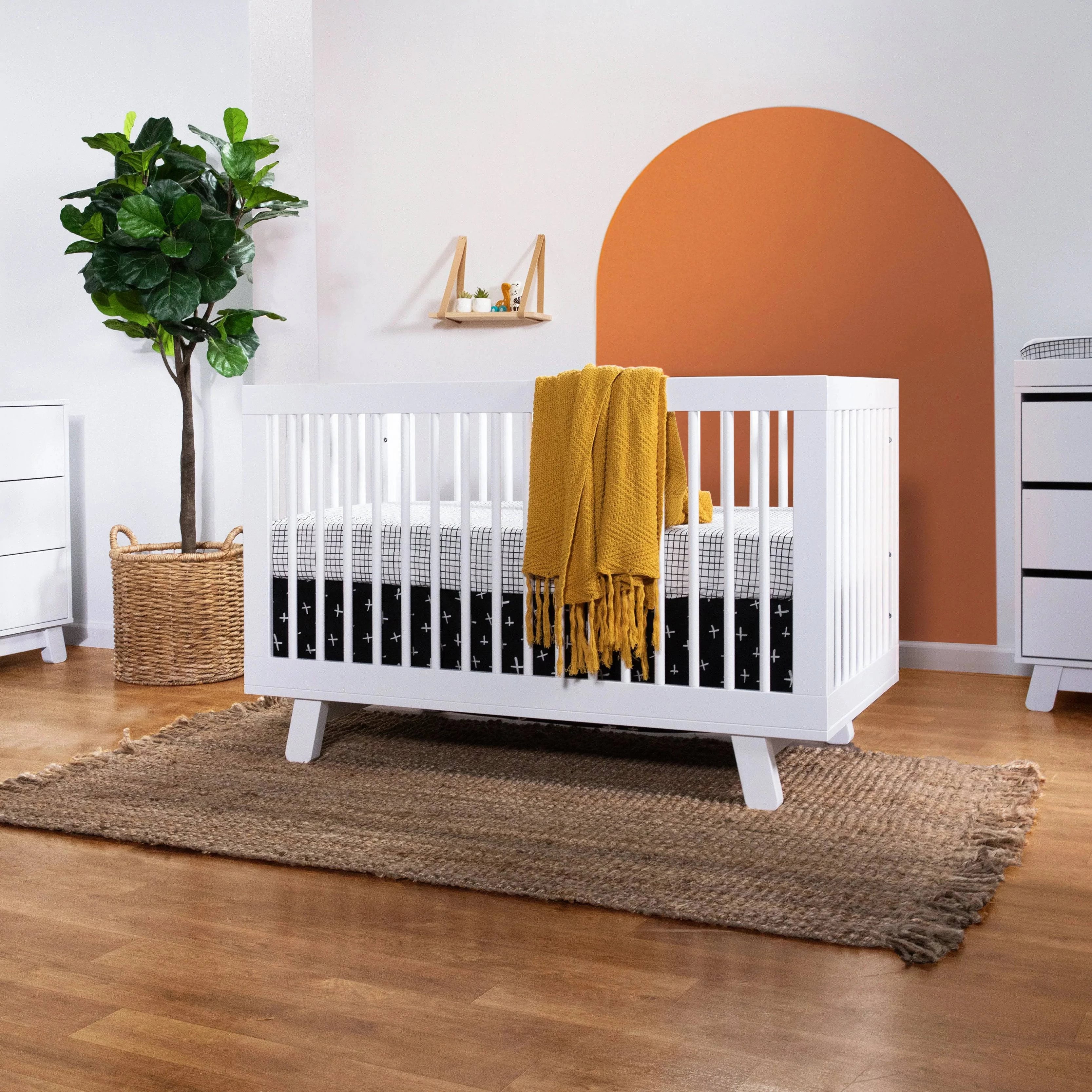 Hudson 3-in-1 Convertible Crib with Toddler Bed Conversion Kit - Twinkle Twinkle Little One