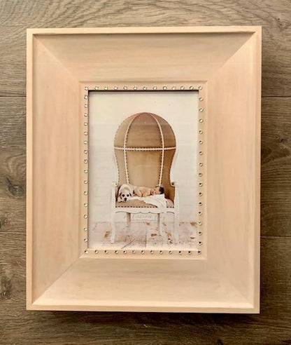 Hampton Distressed Frame